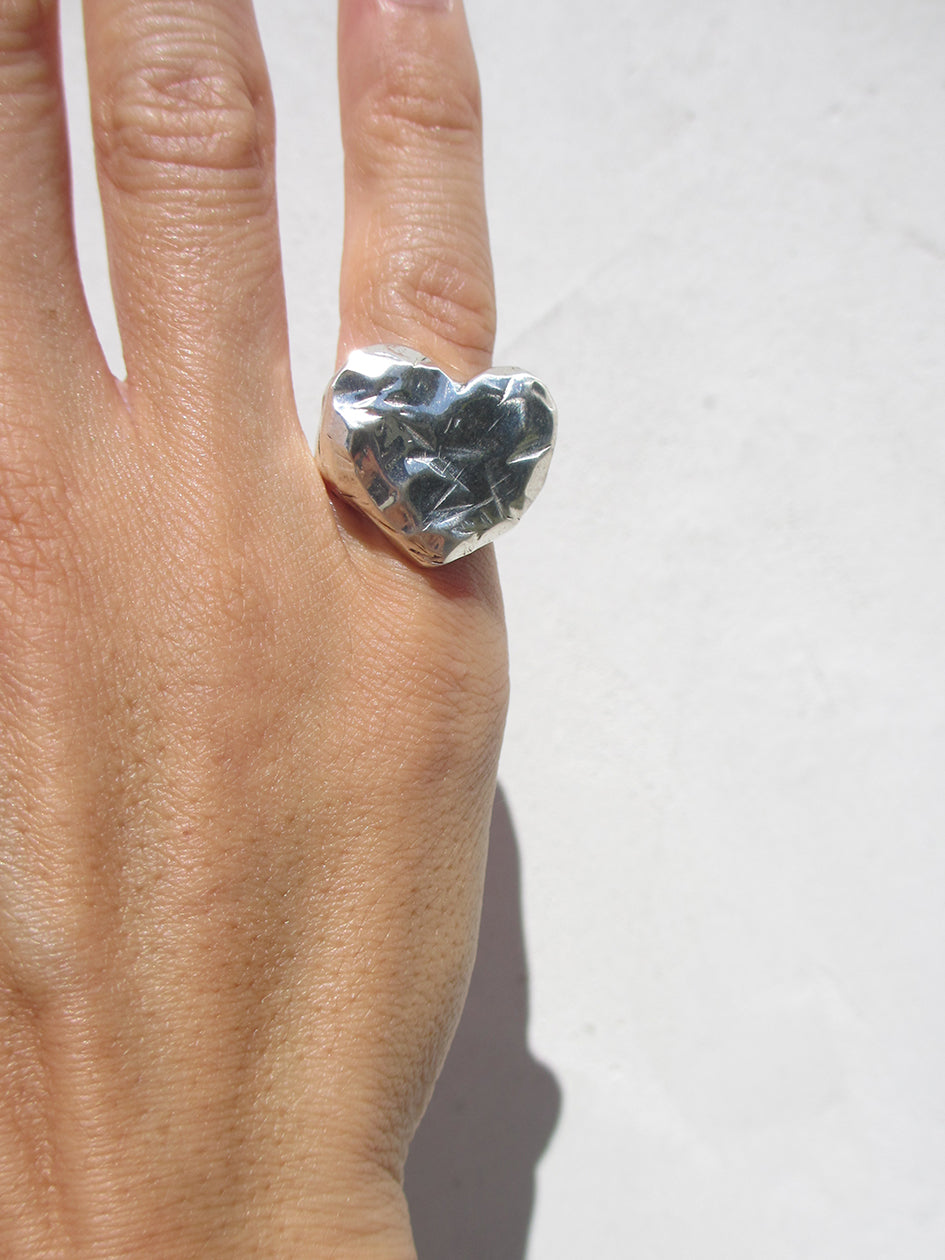 THE CRUMBLED PAPER HEART RING 925 sterling silver – Rimor Jewelry