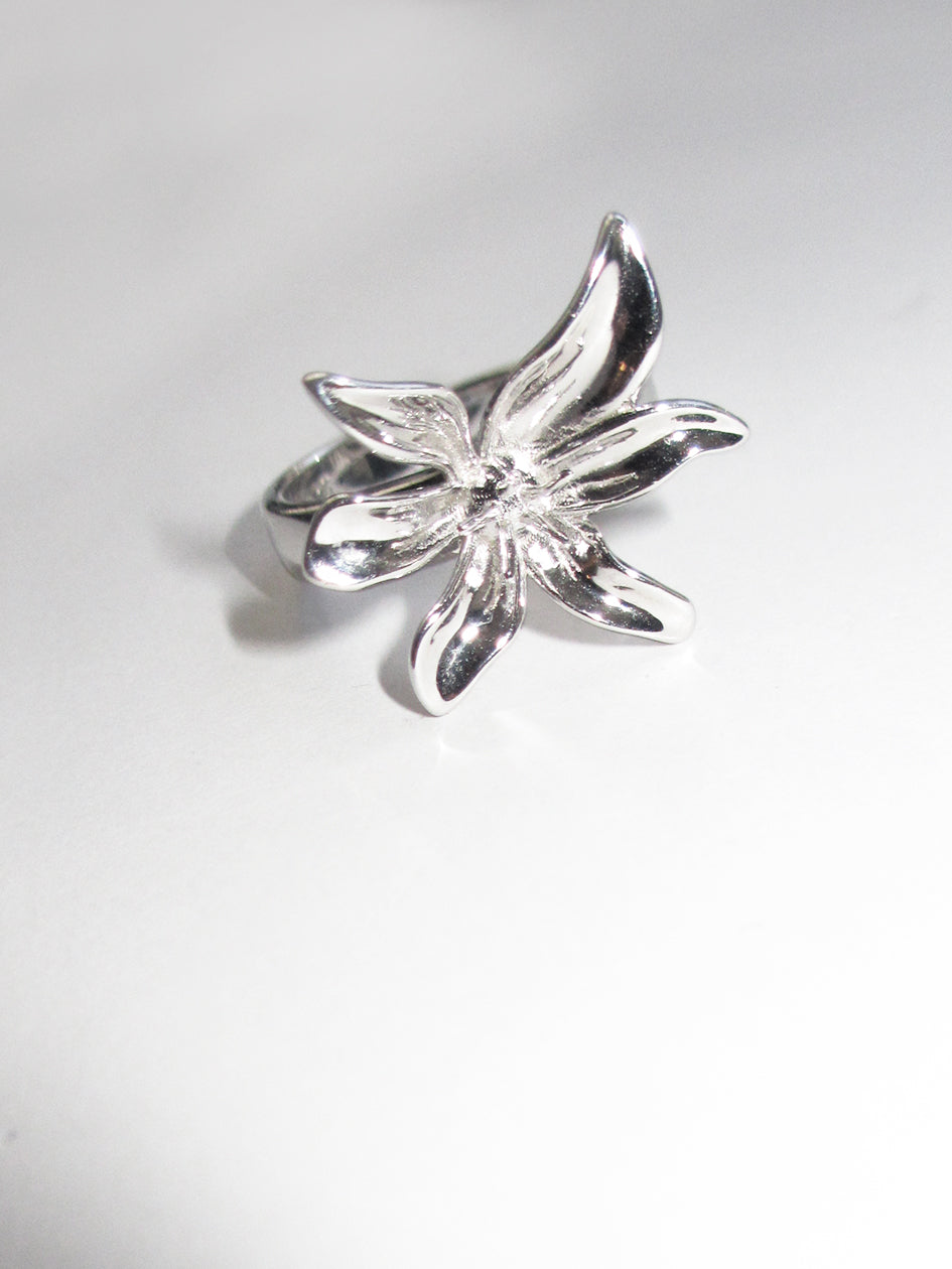 THE LILY FLOWER RING 925 sterling silver – Rimor Jewelry