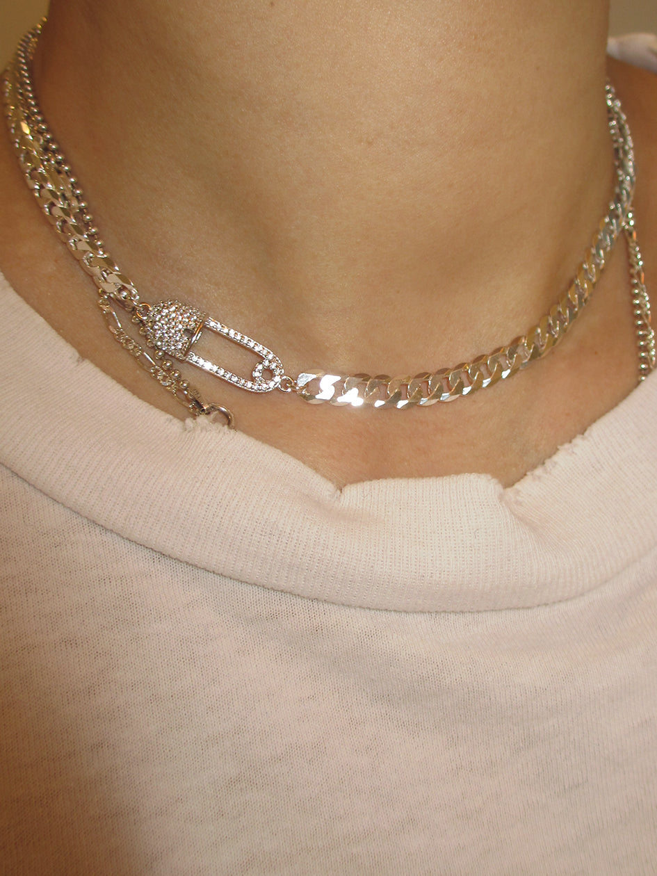 THE SAFETY PIN STERLING SILVER CHAIN – Rimor Jewelry