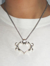 Load image into Gallery viewer, SELMA HEART CHAIN
