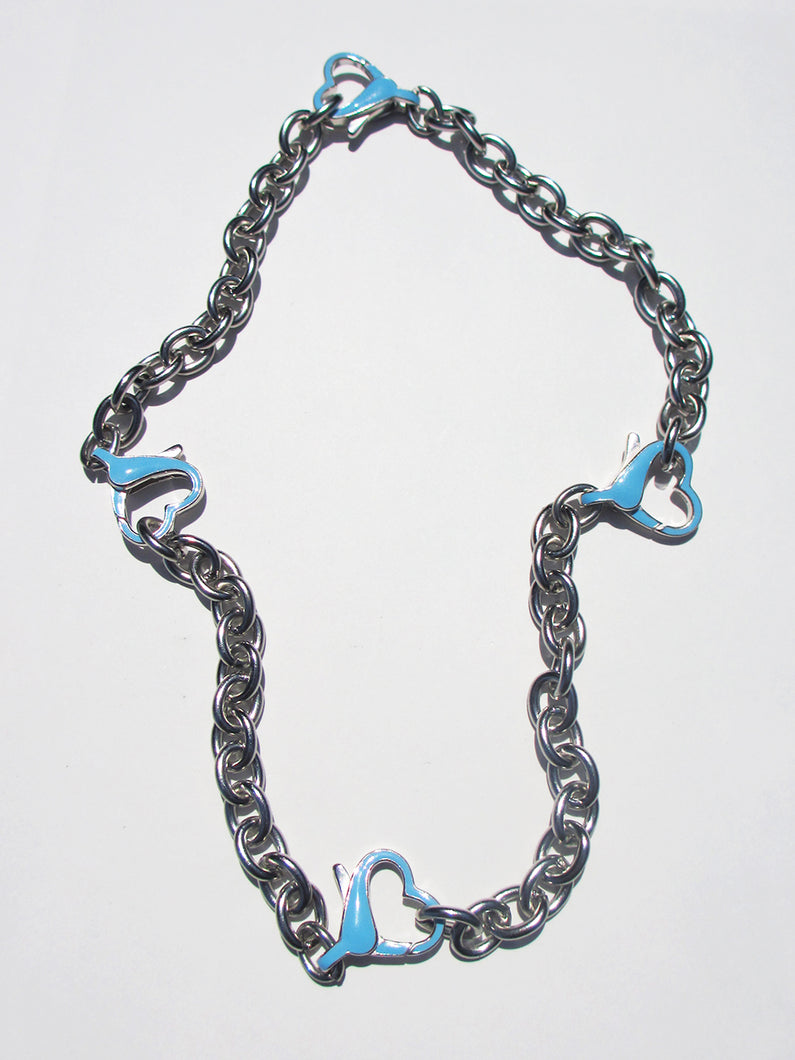 THE BABY BLUE HEART CLASP CHAIN