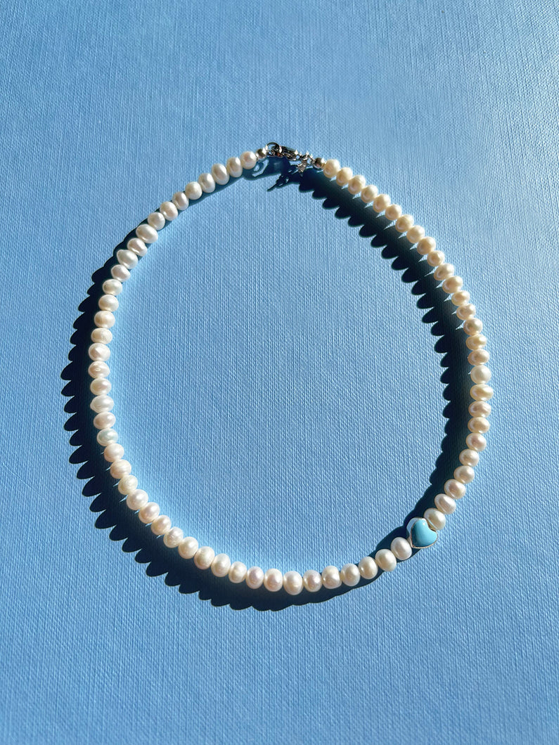 THE BABY BLUE HEART PEARL CHOKER