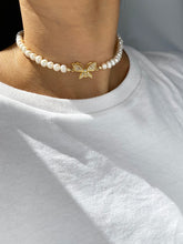 Load image into Gallery viewer, BUTTERFLY FRESHWATER PEARL CHOKER GOLD