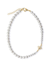 Load image into Gallery viewer, THE PEARLY FLEUR DE LIS CHOKER GOLD