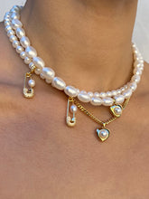 Load image into Gallery viewer, THE MINI VENUS BAROQUE PEARL CHOKER GOLD