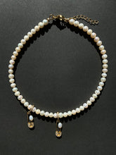 Load image into Gallery viewer, DBL PIN THROUGH MY PEARL FRESHWATER PEARL CHOKER GOLD