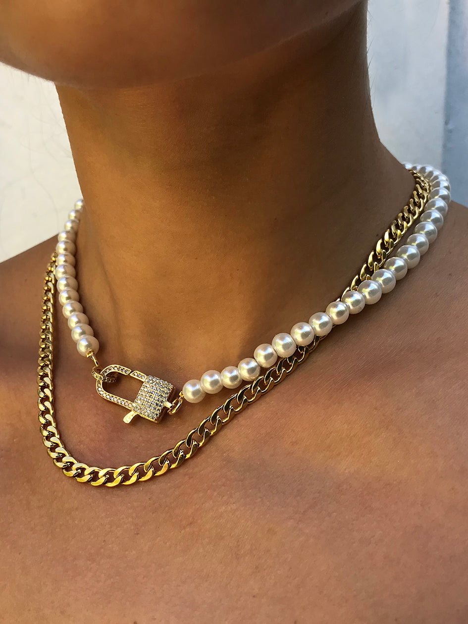 THE PEARLY CLASP CHOKER GOLD