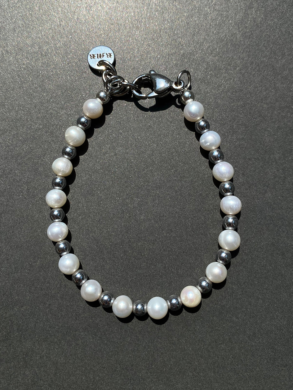 Jumana Pearl Cuff | Cuff Bracelets | Pearl Bracelet – Distinct Jewelry Co