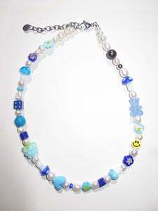 LIMITED EDITION - BLUE SMILEY PEARL CHOKER