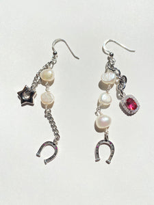 LUCKY EARRINGS