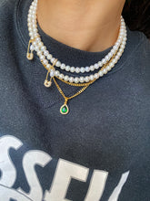 Load image into Gallery viewer, DBL PIN THROUGH MY PEARL FRESHWATER PEARL CHOKER GOLD