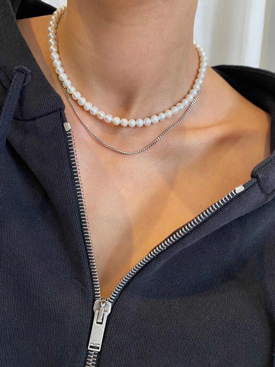 Pearl Choker. Playful Freshwater Pearl Necklace