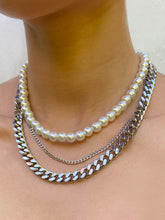 Load image into Gallery viewer, THE XL ERRDAY PEARLY CHOKER