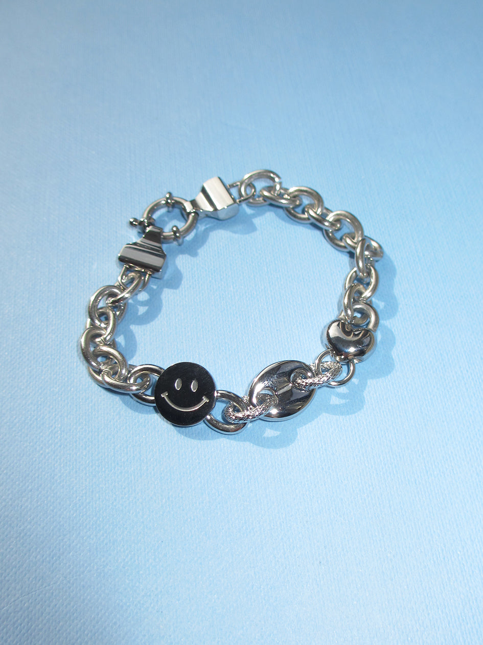 Smiley face store chain bracelet